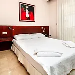 Hotel Gardenia (adults Only)